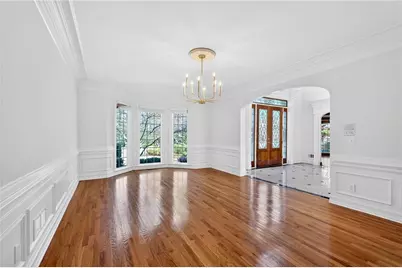 1090 Abingdon Lane, Alpharetta, GA 30022 - Photo 10