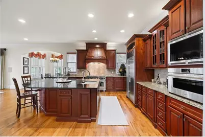 2252 Parkwood Place Court SE, Smyrna, GA 30080 - Photo 8