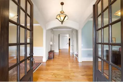 2252 Parkwood Place Court SE, Smyrna, GA 30080 - Photo 4