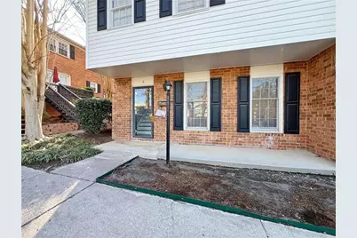 6520 Roswell Road #3, Atlanta, GA 30328 - Photo 2