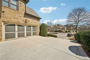 110 Aster Circle, Johns Creek, GA 30022 - Photo 10