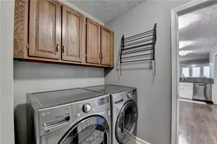 2620 Camden Glen Ct, Roswell, GA 30076 - Photo 18