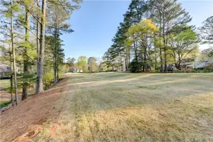 2620 Camden Glen Ct, Roswell, GA 30076 - Photo 42