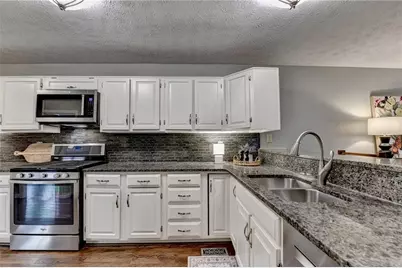 2620 Camden Glen Court, Roswell, GA 30076 - Photo 14