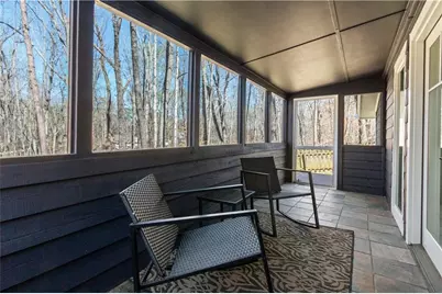 3828 Memorial Parkway NW, Kennesaw, GA 30152 - Photo 12