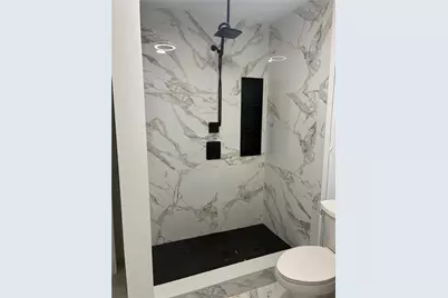 5310 Lyndale Circle, Forest Park, GA 30297 - Photo 8