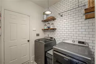 813 Hillcrest Ln, Woodstock, GA 30189 - Photo 18