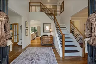 813 Hillcrest Ln, Woodstock, GA 30189 - Photo 2