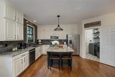 813 Hillcrest Lane, Woodstock, GA 30189 - Photo 16