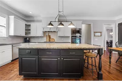 135 Slate Drive, Buford, GA 30518 - Photo 14