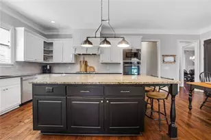 135 Slate Dr, Buford, GA 30518 - Photo 14