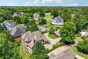 6935 Wakehurst Pl, Cumming, GA 30040 - Photo 4