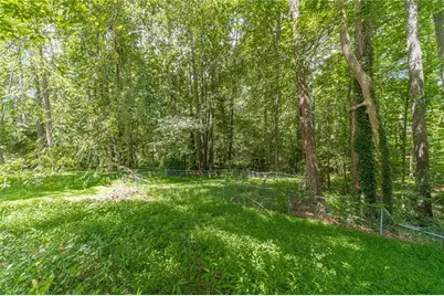 2645 Holly Berry Trail, Snellville, GA 30039 - Photo 8