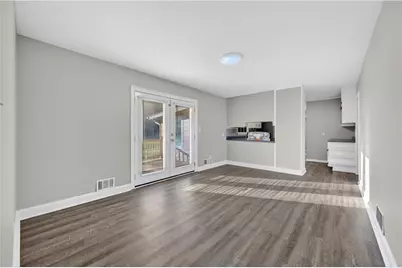 4031 Chestnut Drive, Flowery Branch, GA 30542 - Photo 14