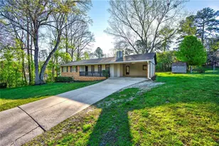 4031 Chestnut Dr, Flowery Branch, GA 30542 - Photo 2