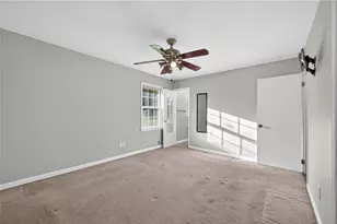 4031 Chestnut Dr, Flowery Branch, GA 30542 - Photo 18