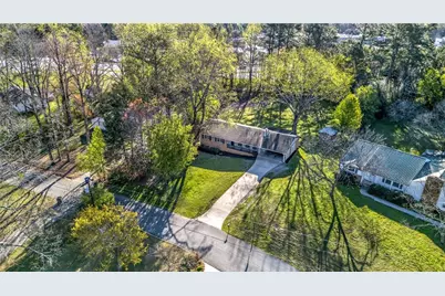 4031 Chestnut Drive, Flowery Branch, GA 30542 - Photo 36