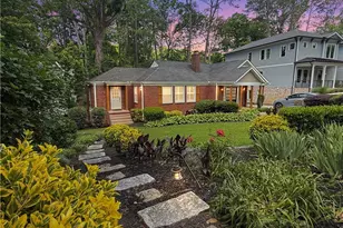 656 Timm Valley Rd NE, Atlanta, GA 30305 - Photo 2