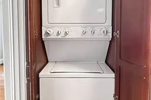 656 Timm Valley Rd NE, Atlanta, GA 30305 - Photo 10