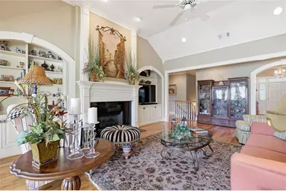 807 Village Greene NW, Marietta, GA 30064 - Photo 8