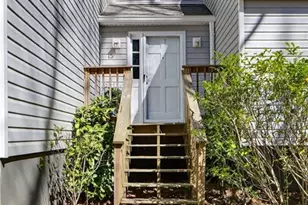 400 Benjamin Cir, Fayetteville, GA 30214 - Photo 4