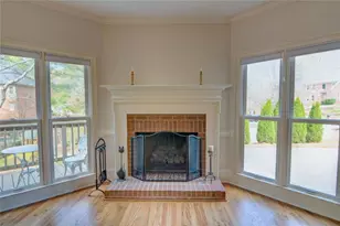 4020 Royal Pennon Ct NW, Peachtree Corners, GA 30092 - Photo 16