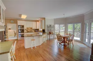 4020 Royal Pennon Ct NW, Peachtree Corners, GA 30092 - Photo 14