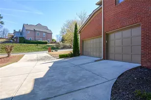 4020 Royal Pennon Ct NW, Peachtree Corners, GA 30092 - Photo 50