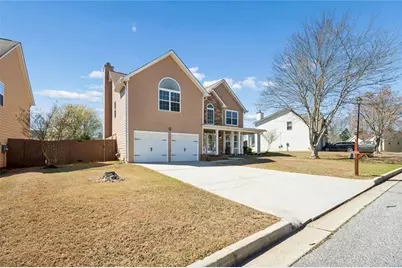 7120 Jumpers Trail, Fairburn, GA 30213 - Photo 6