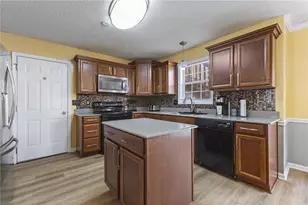 4008 Lindsey Ln, Rex, GA 30273 - Photo 12