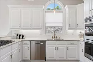 2940 Towne Village Dr, Duluth, GA 30097 - Photo 14