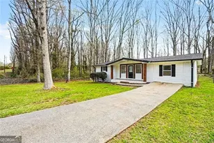 2116 Terry Ln, Douglasville, GA 30135 - Photo 2