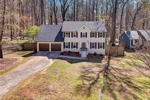 1033 Knotts Pointe Dr, Woodstock, GA 30188 - Photo 6