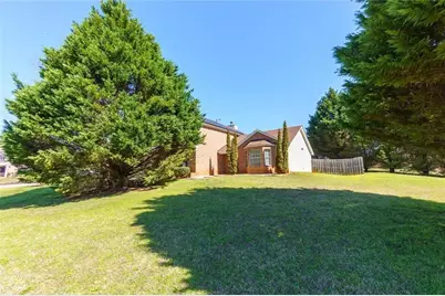 2133 Eagles Nest Circle, Decatur, GA 30035 - Photo 18