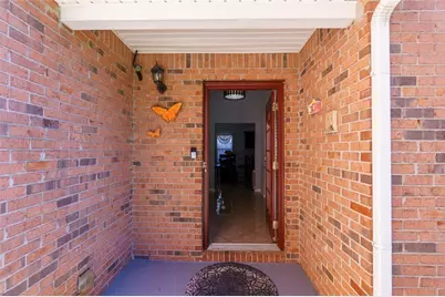 2133 Eagles Nest Circle, Decatur, GA 30035 - Photo 2