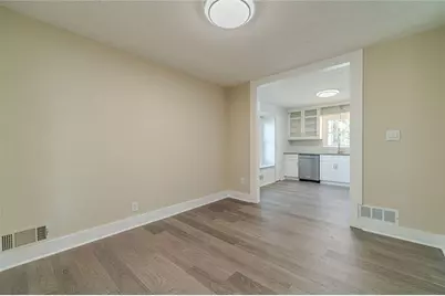 1086 Oak Road SW, Lilburn, GA 30047 - Photo 14