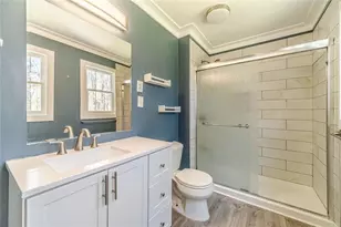 1086 Oak Rd SW, Lilburn, GA 30047 - Photo 24