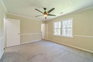1086 Oak Rd SW, Lilburn, GA 30047 - Photo 22
