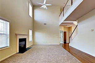 1091 Forest Creek Dr, Canton, GA 30115 - Photo 4