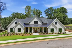 1254 Mulberry, Commerce, GA 30530 - Photo 2