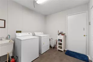 5934 S Deshon Ct, Lithonia, GA 30058 - Photo 12