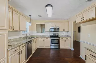 3390 Imperial Hill Dr, Snellville, GA 30039 - Photo 12