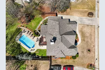 3926 Thompson Lake Drive, Buford, GA 30519 - Photo 2