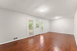 2352 Elmwood Cir SE, Atlanta, GA 30339 - Photo 8
