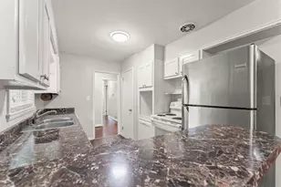 2352 Elmwood Cir SE, Atlanta, GA 30339 - Photo 12