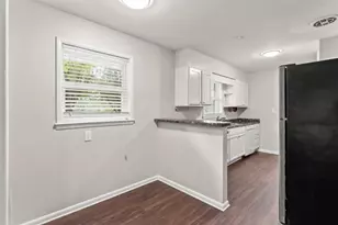 2352 Elmwood Cir SE, Atlanta, GA 30339 - Photo 10