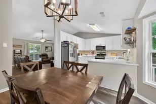 41 Melivy Ct, Jefferson, GA 30549 - Photo 14