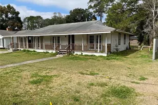 106 E Derenne Ave, Savannah, GA 31405 - Photo 2