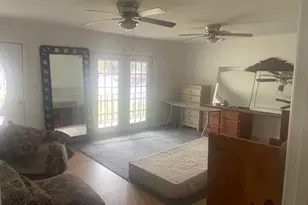 106 E Derenne Ave, Savannah, GA 31405 - Photo 38