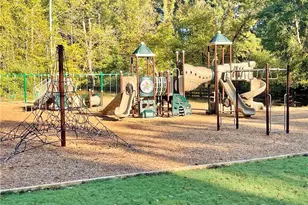 2270 Roxburgh Dr, Roswell, GA 30076 - Photo 52